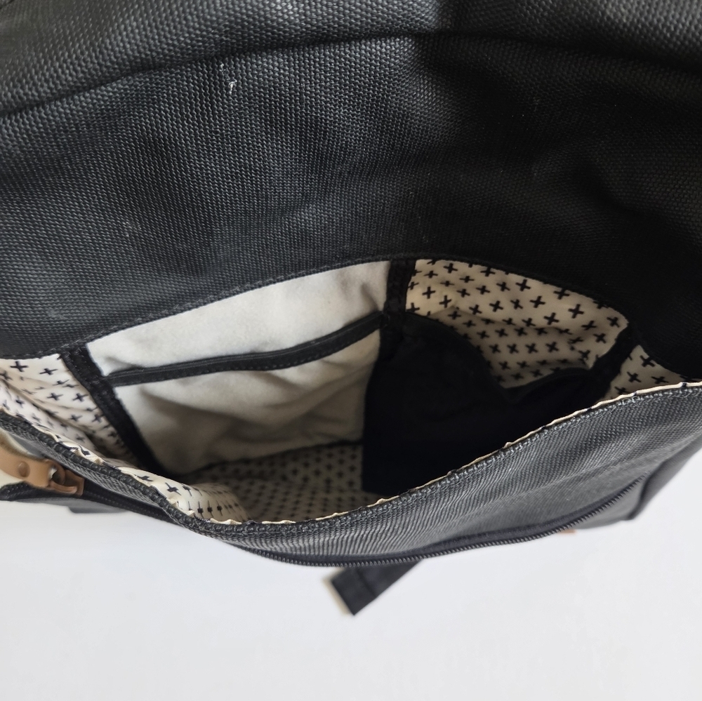 Petunia Pickle Bottom Meta Diaper Backpack in Black Matte Canvas - Picture 8 of 12